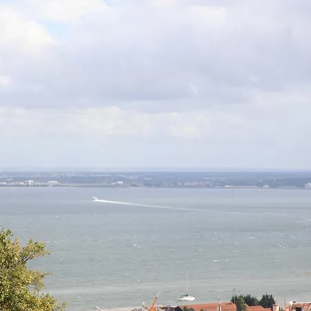 Апартаменты Sao Vicente House *